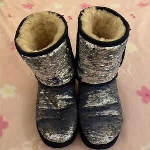 Silver Sequin Ugg Boots Size 6